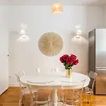 Cozy Apartment - Champs Elysees - Monceau