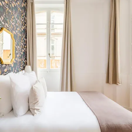 Merveil - Family - Champs Elysees - Monceau Apartment